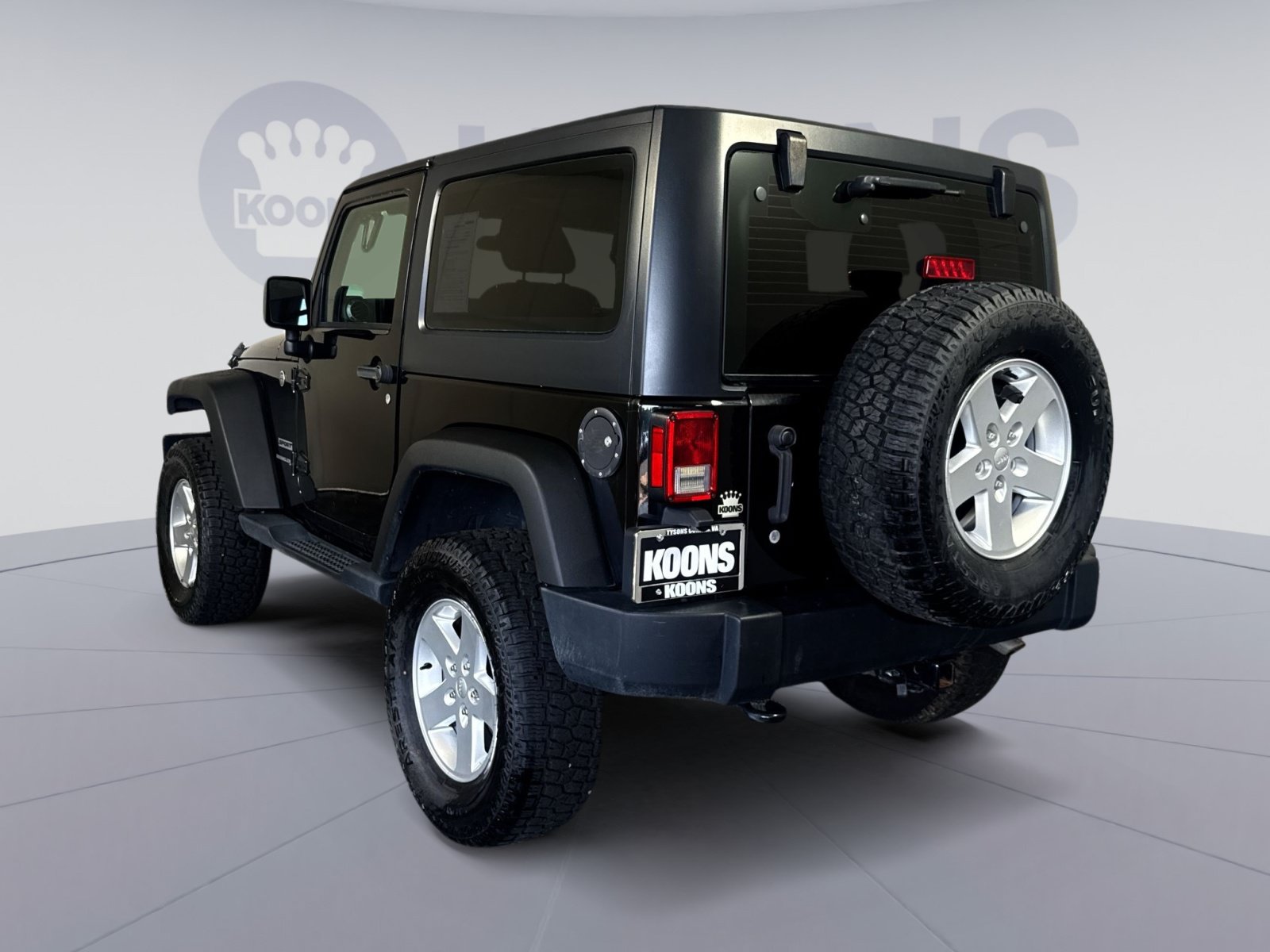 Used 2018 Jeep Wrangler Sport AWD/4WD image 14