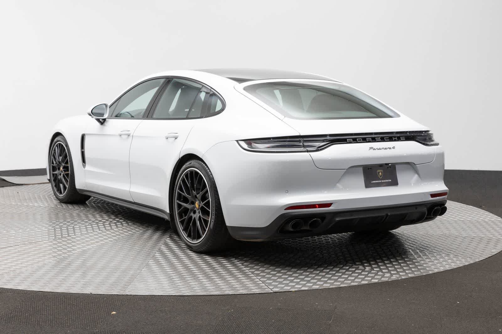 Used 2023 Porsche Panamera 4 Platinum Edition w/ Assistance Package AWD/4WD image 4