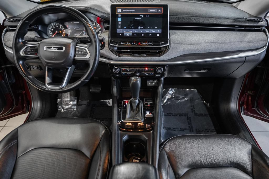 Certified 2022 Jeep Compass Latitude w/ Sun and Sound Group AWD/4WD image 20