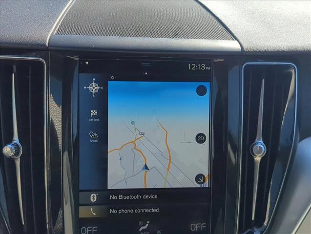 Used 2018 Volvo XC60 T5 Momentum w/ Convenience Package image 13