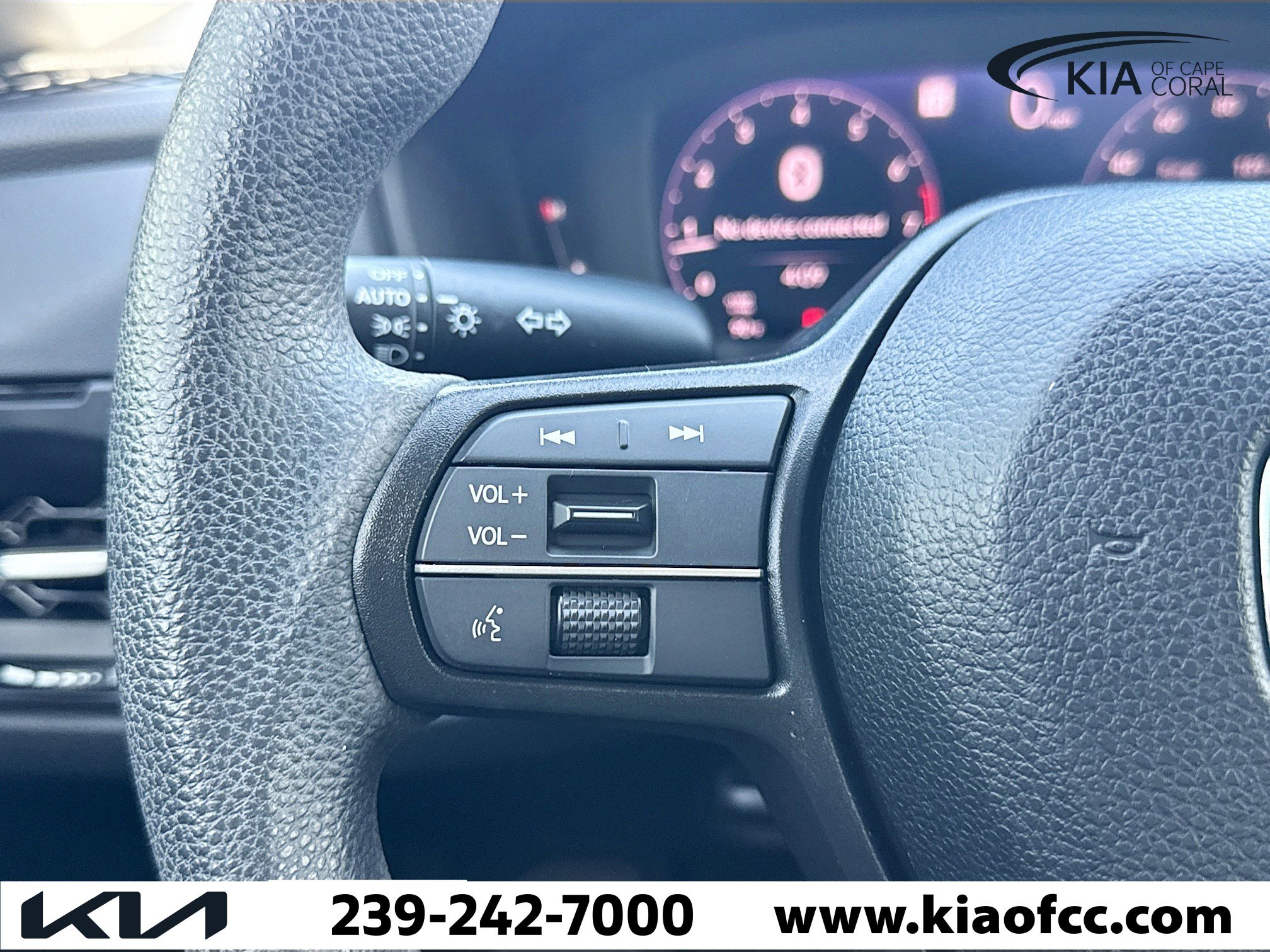 Used 2023 Honda Accord EX image 34