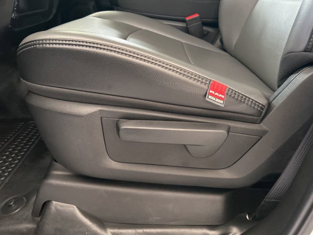 Used 2025 RAM 3500 Tradesman image 43