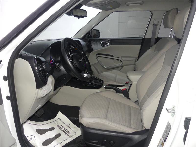Used 2020 Kia Soul EX image 21