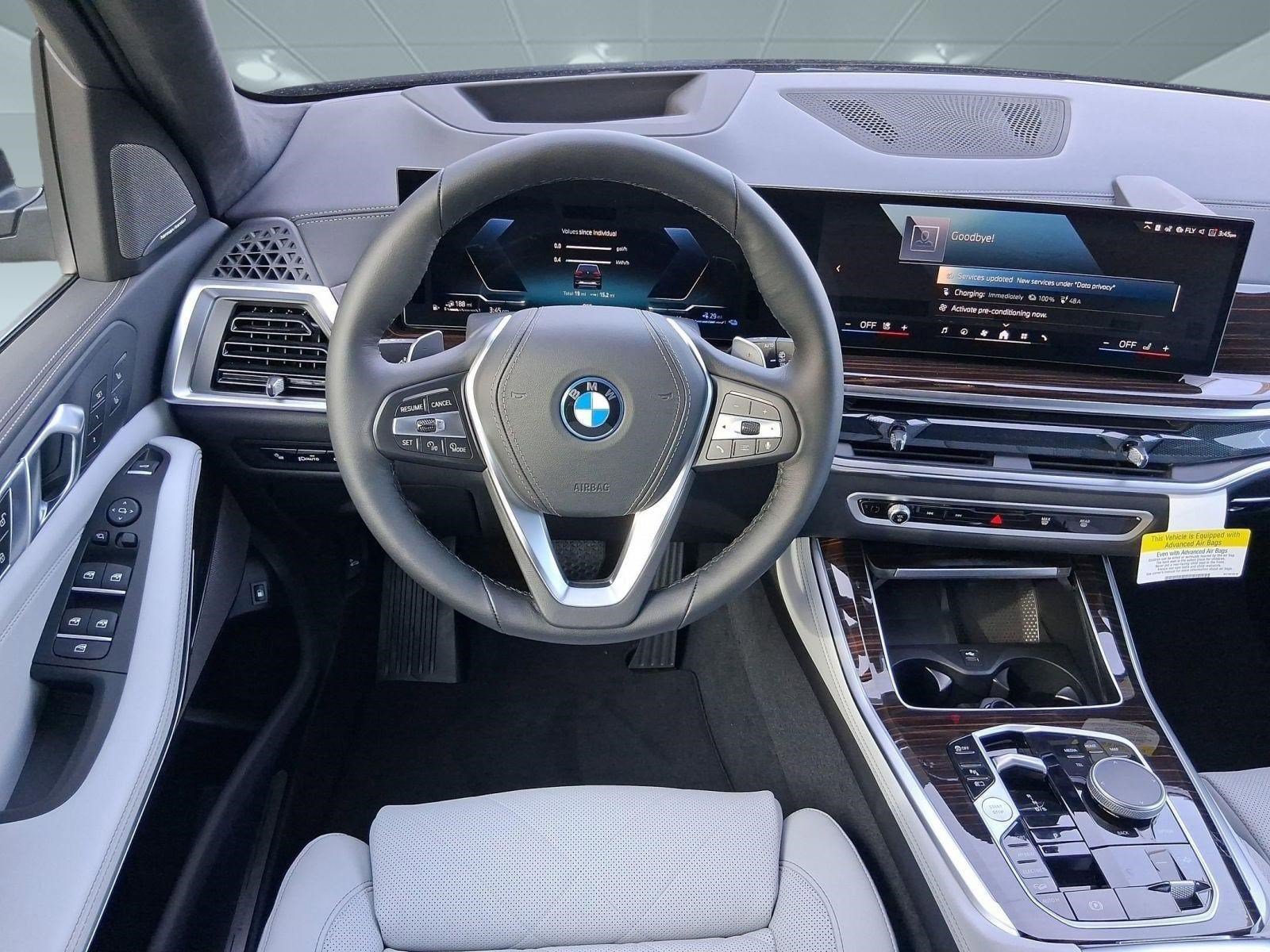 Used 2026 BMW X5 xDrive50e AWD/4WD image 28