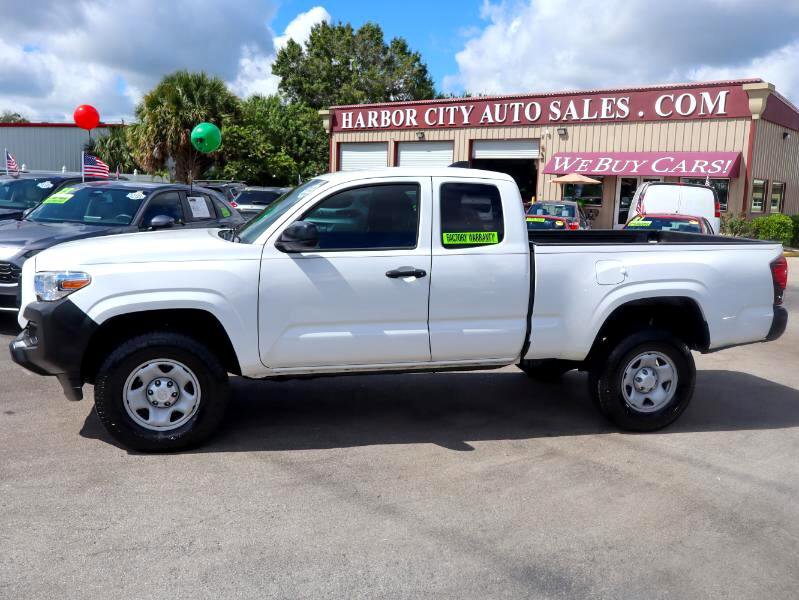 Used 2022 Toyota Tacoma SR image 2