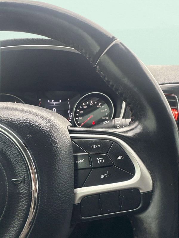 Used 2020 Jeep Compass Latitude AWD/4WD image 29