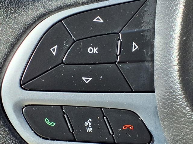 Used 2024 Chrysler Pacifica Touring-L image 20