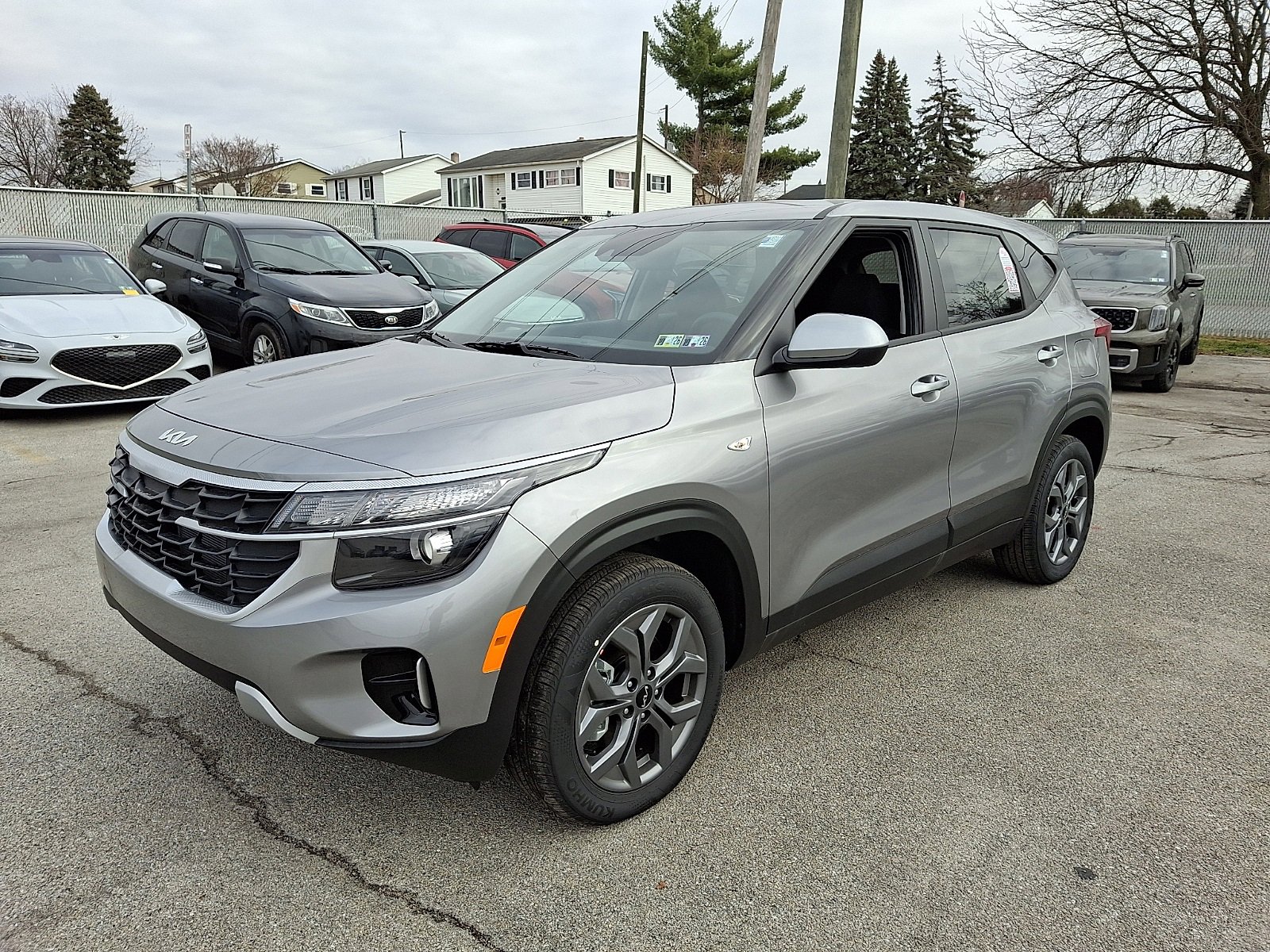 New 2026 Kia Seltos LX image 4