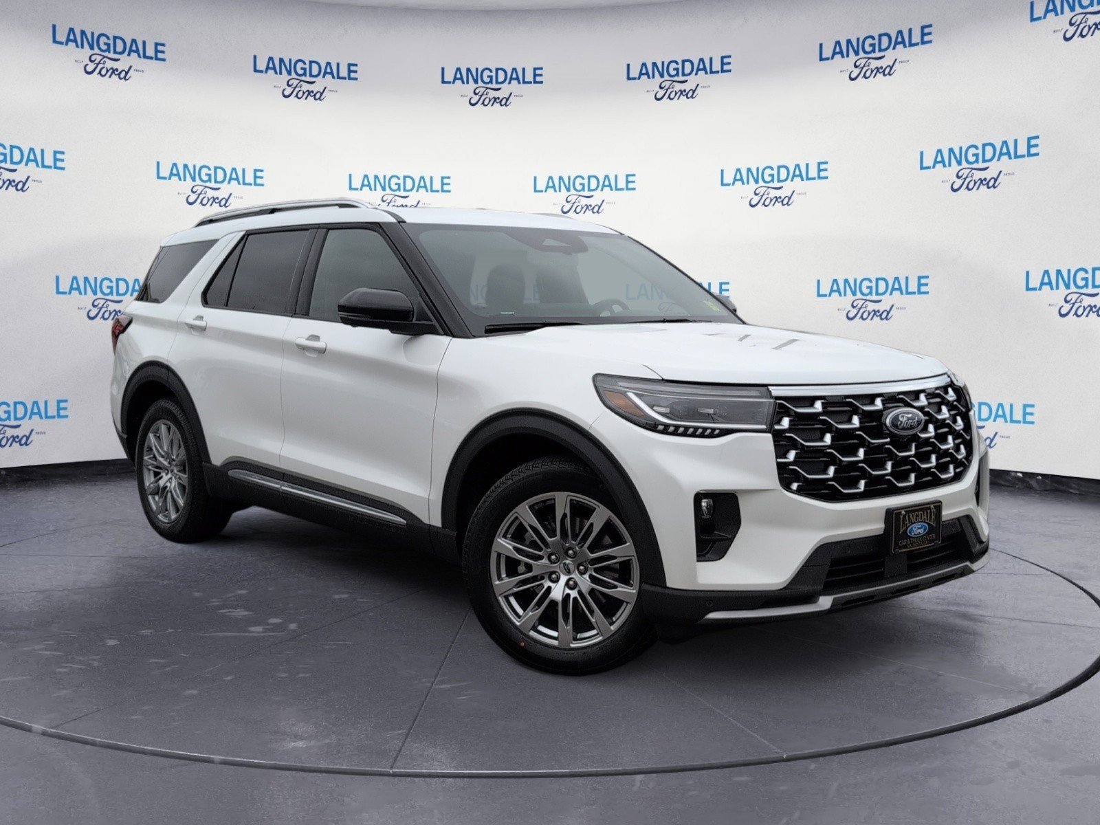 New 2026 Ford Explorer Platinum video 2