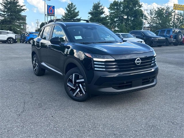 New 2025 Nissan Kicks SV w/ SV Premium Package image 2