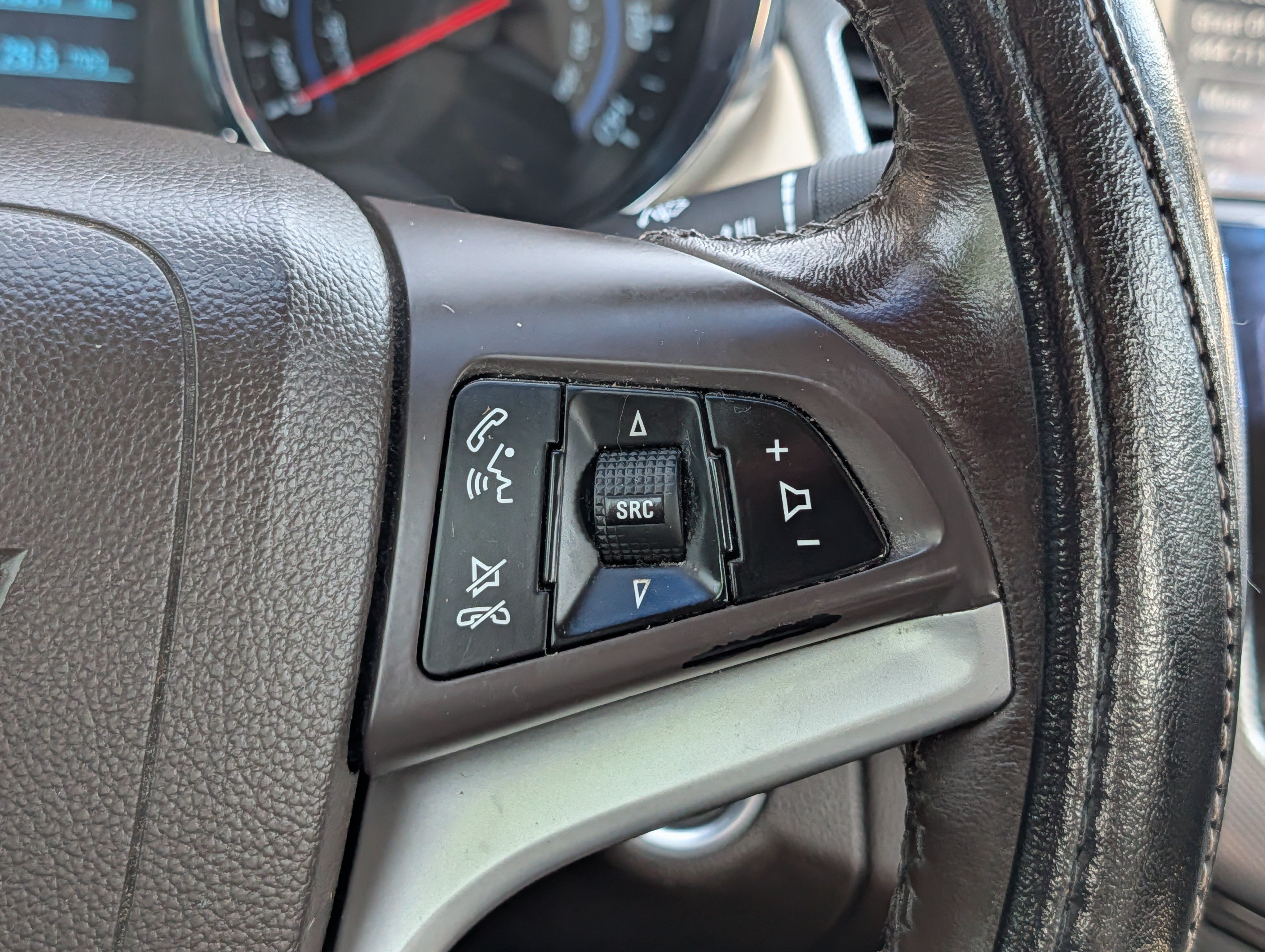 Used 2014 Chevrolet Cruze LTZ w/ RS Package FWD image 30