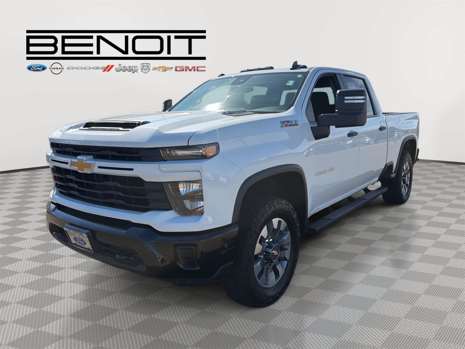 Used 2024 Chevrolet Silverado 2500 Custom w/ Custom Convenience Package AWD/4WD image 1