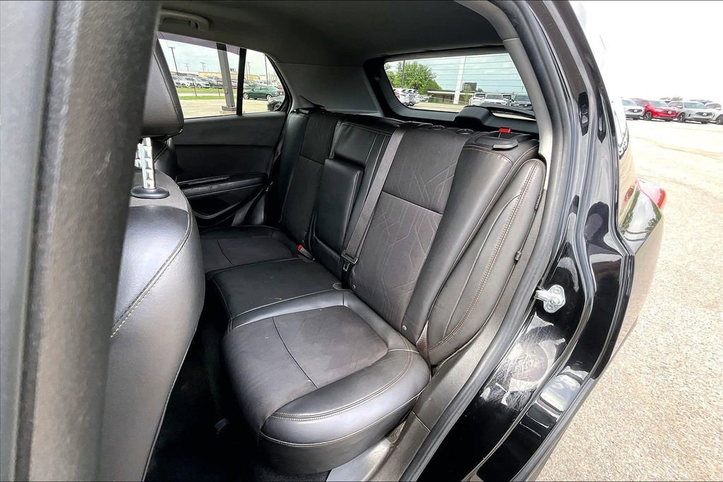 Used 2020 Chevrolet Trax LT w/ LT Convenience Package FWD image 35