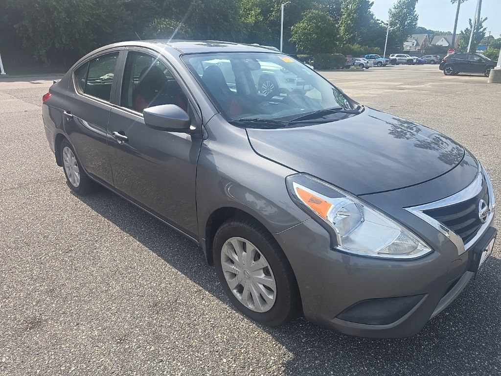 Used 2018 Nissan Versa S Plus FWD image 3