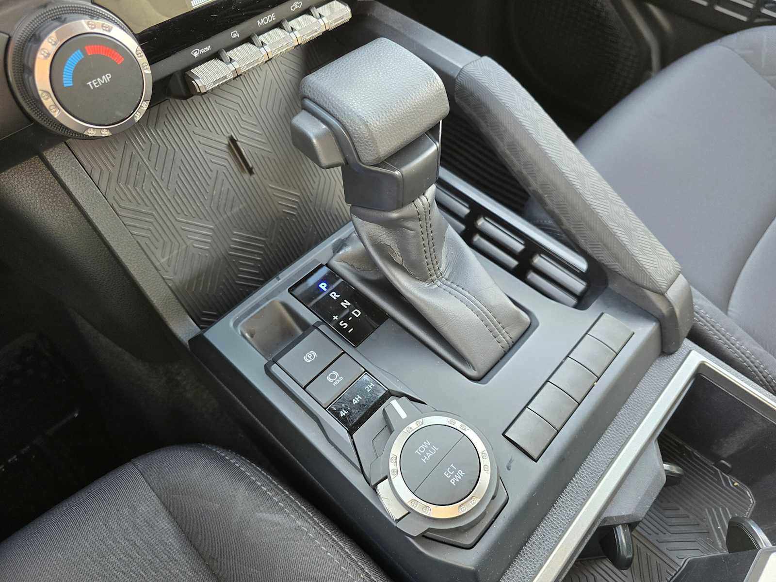 Certified 2025 Toyota Tacoma SR5 image 36