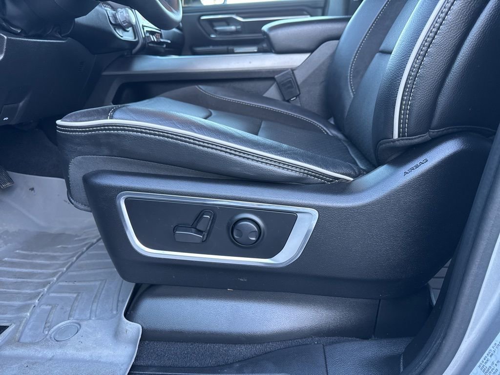 Used 2025 RAM 1500 Laramie w/ Sport Appearance Package image 18