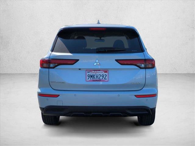 Used 2024 Mitsubishi Outlander ES image 7