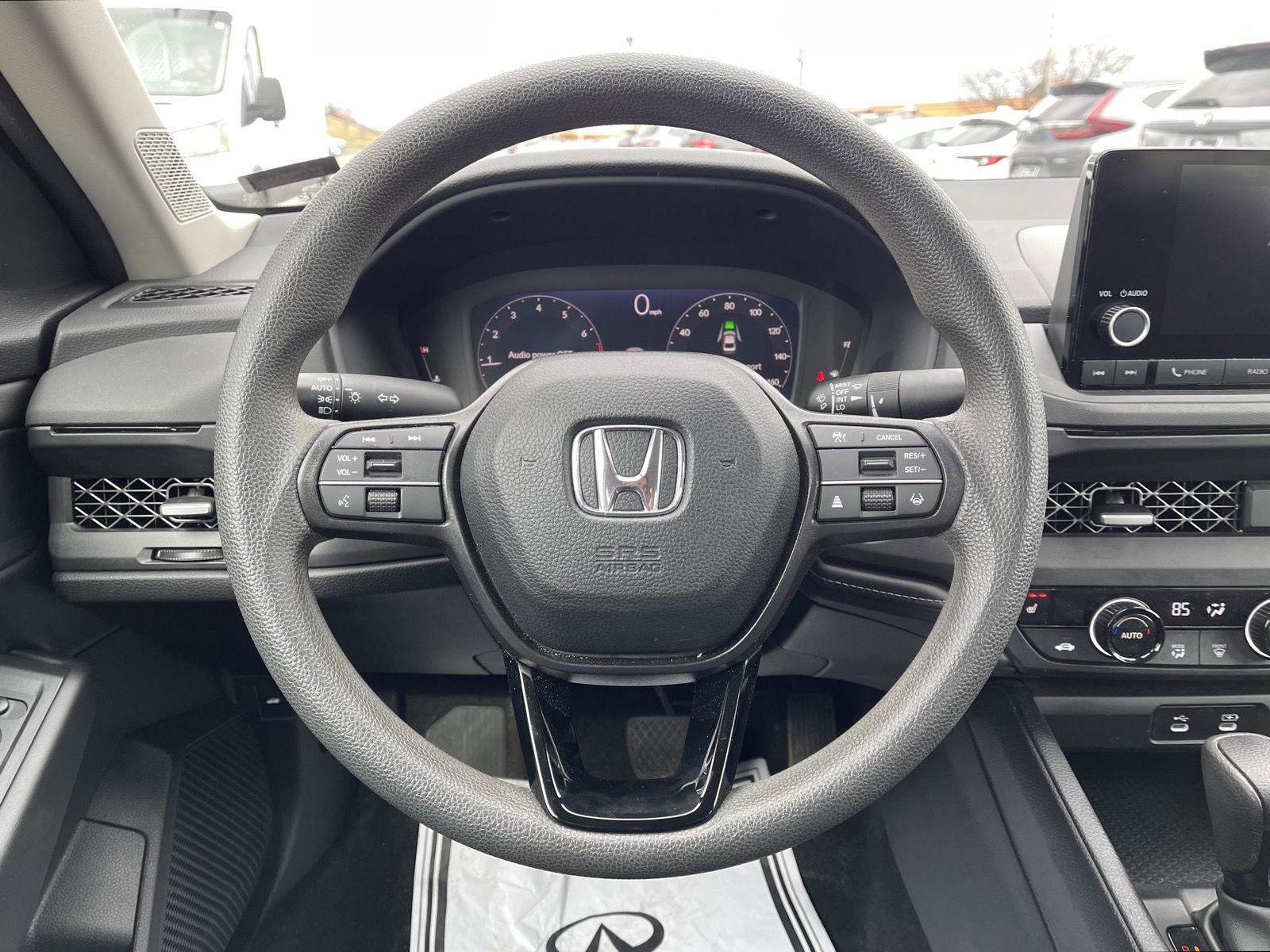 Used 2023 Honda Accord EX image 6