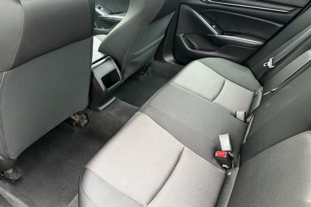 Certified 2022 Honda Accord LX image 12