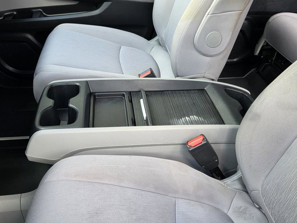 Used 2023 Honda Odyssey EX image 7