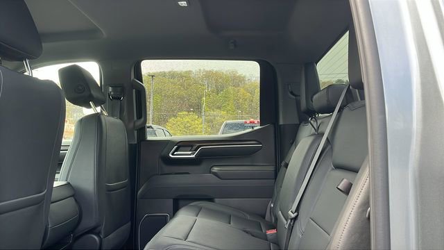 Used 2026 GMC Sierra 1500 SLT AWD/4WD image 19