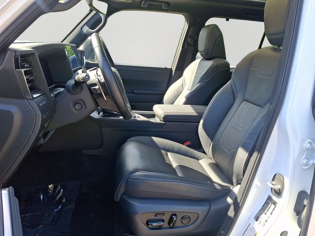 Used 2024 Lexus GX 550 w/ Accessory Package (Z1) AWD/4WD image 15