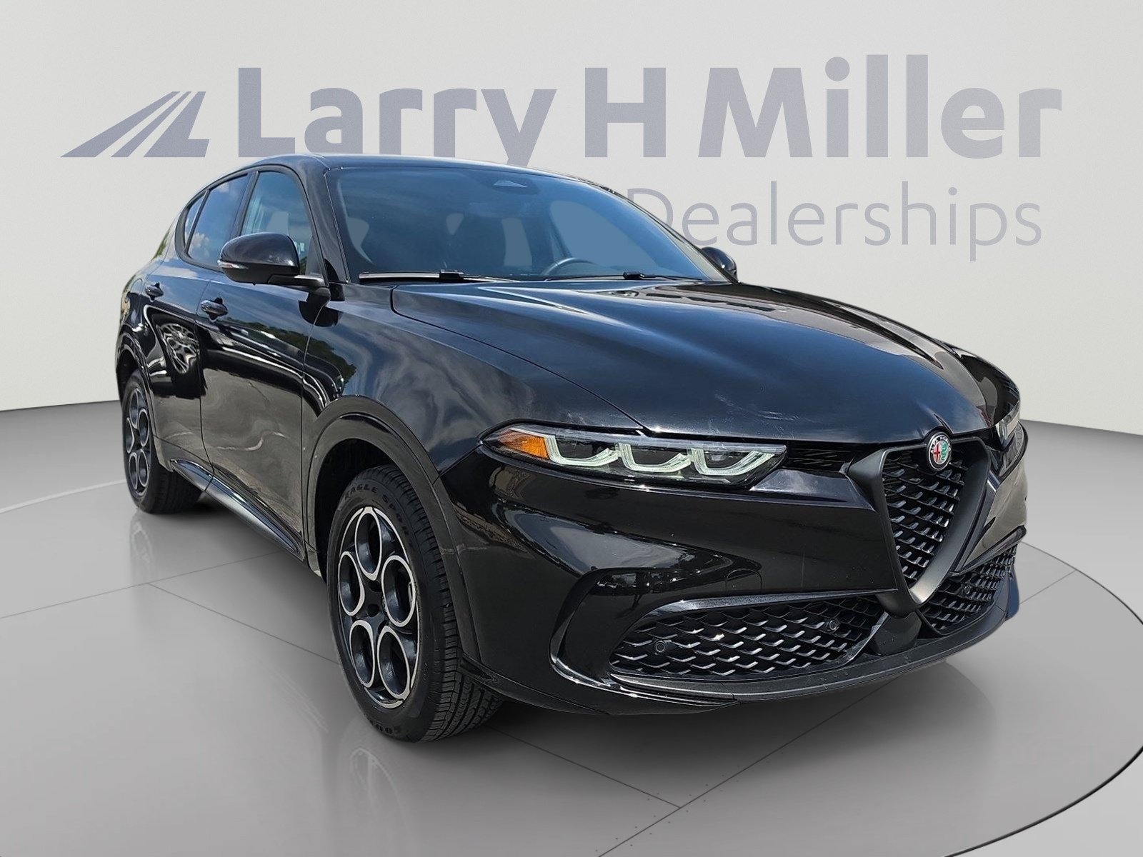 Used 2025 Alfa Romeo Tonale AWD/4WD image 7