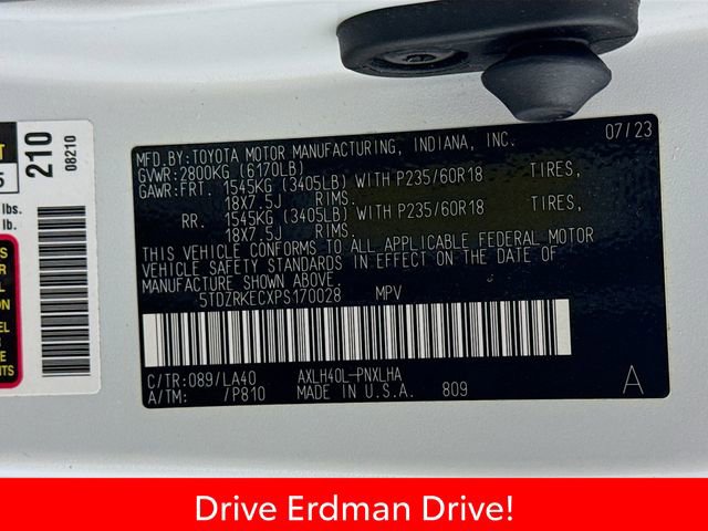 Certified 2023 Toyota Sienna Limited FWD image 32