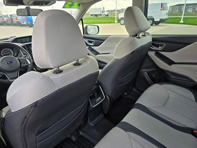 Used 2023 Subaru Forester Premium image 27