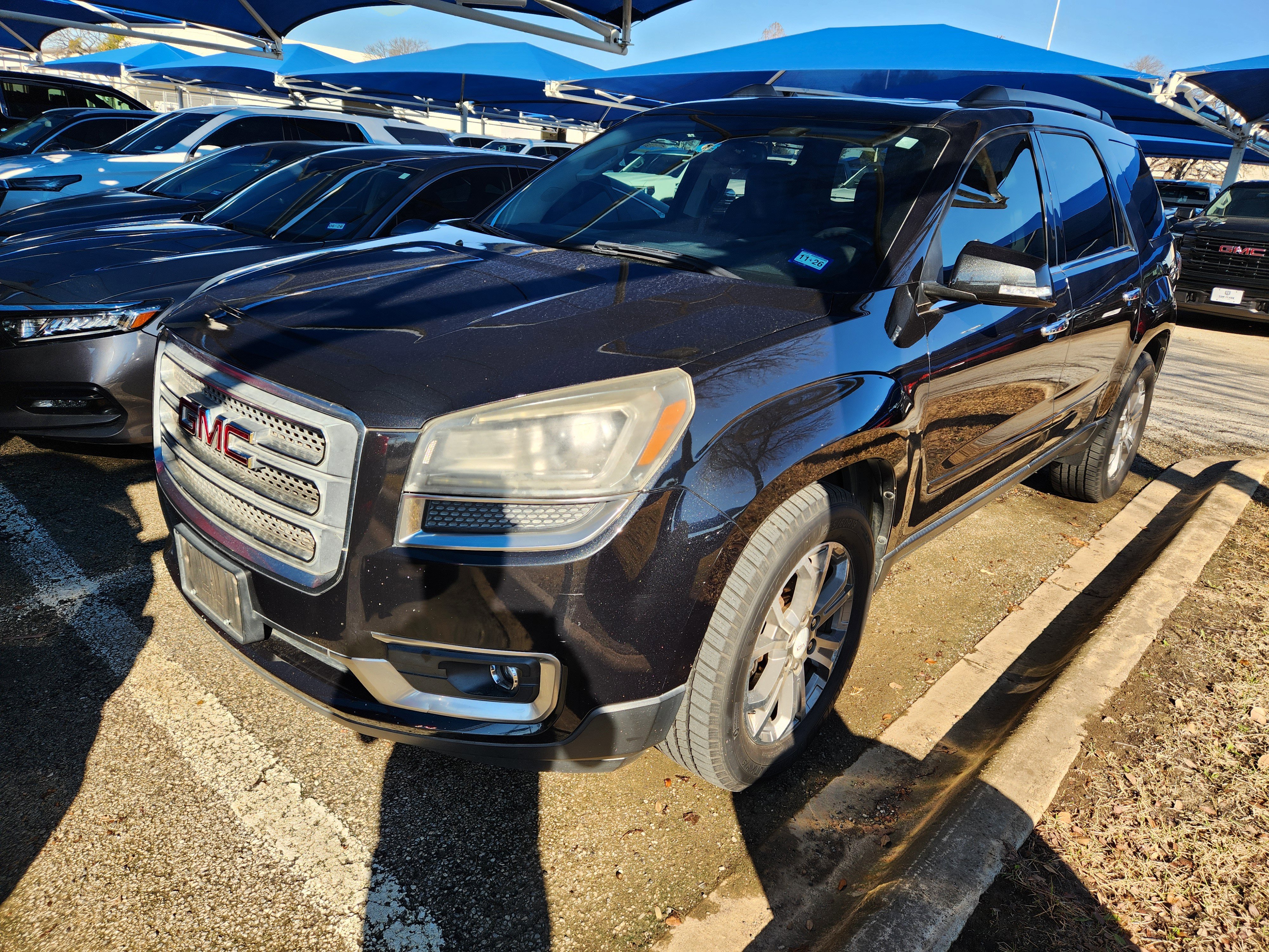Used 2014 GMC Acadia SLT image 2