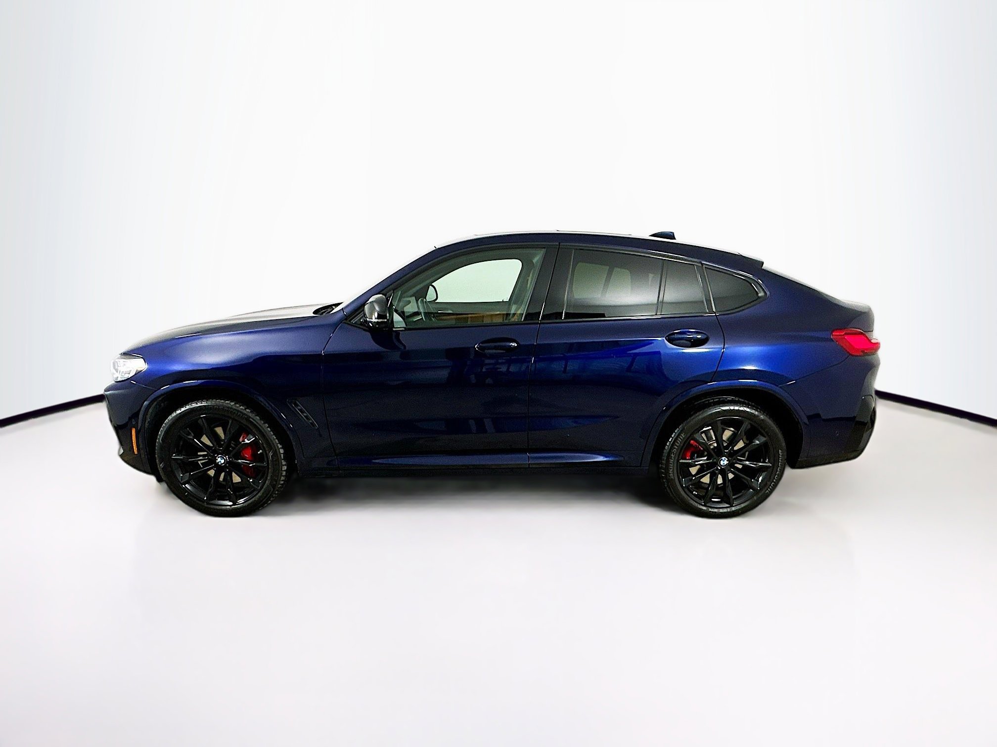 Used 2022 BMW X4 M40i w/ Parking Assistance Package image 8