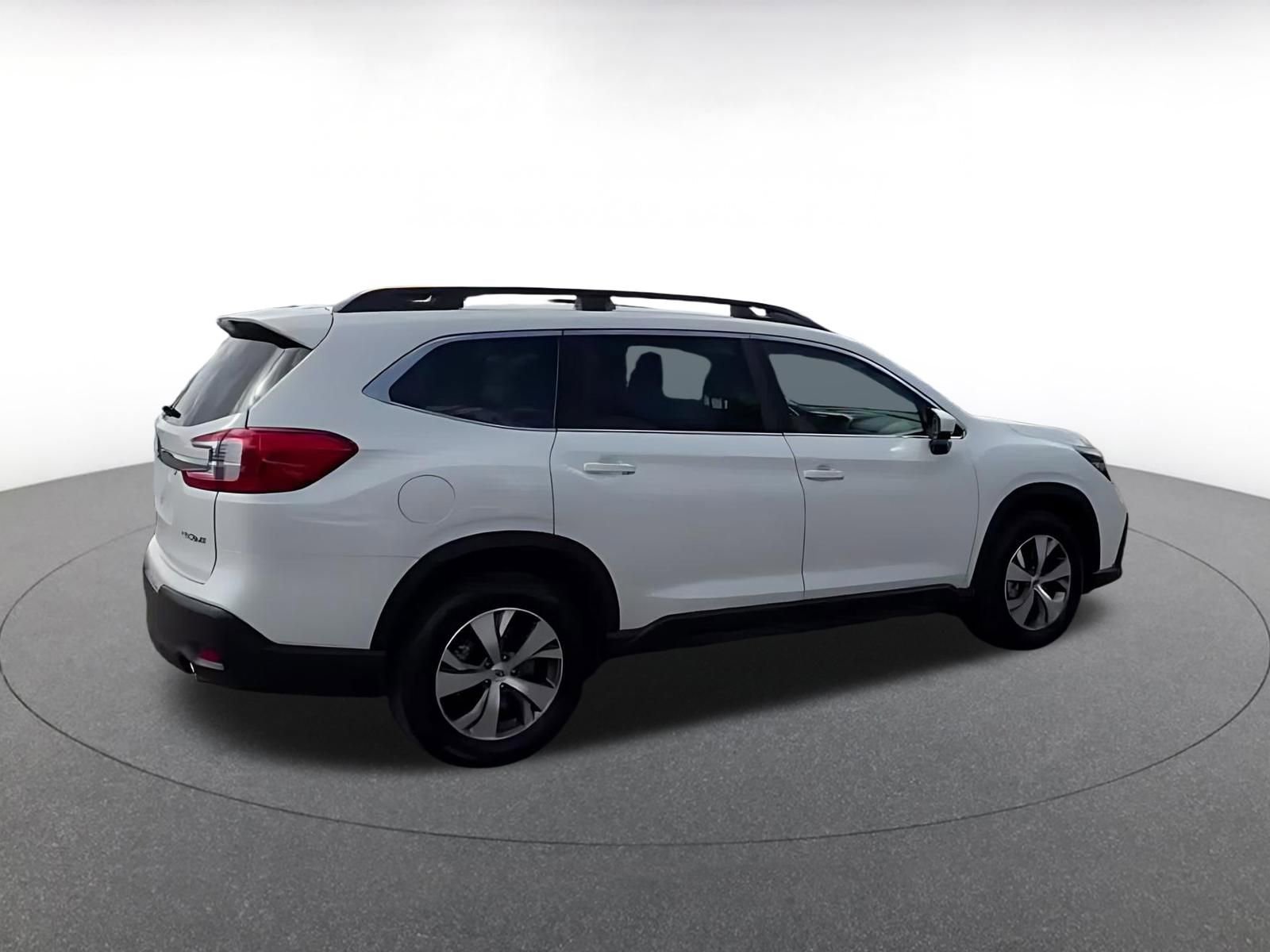 Used 2025 Subaru Ascent Premium AWD/4WD image 12