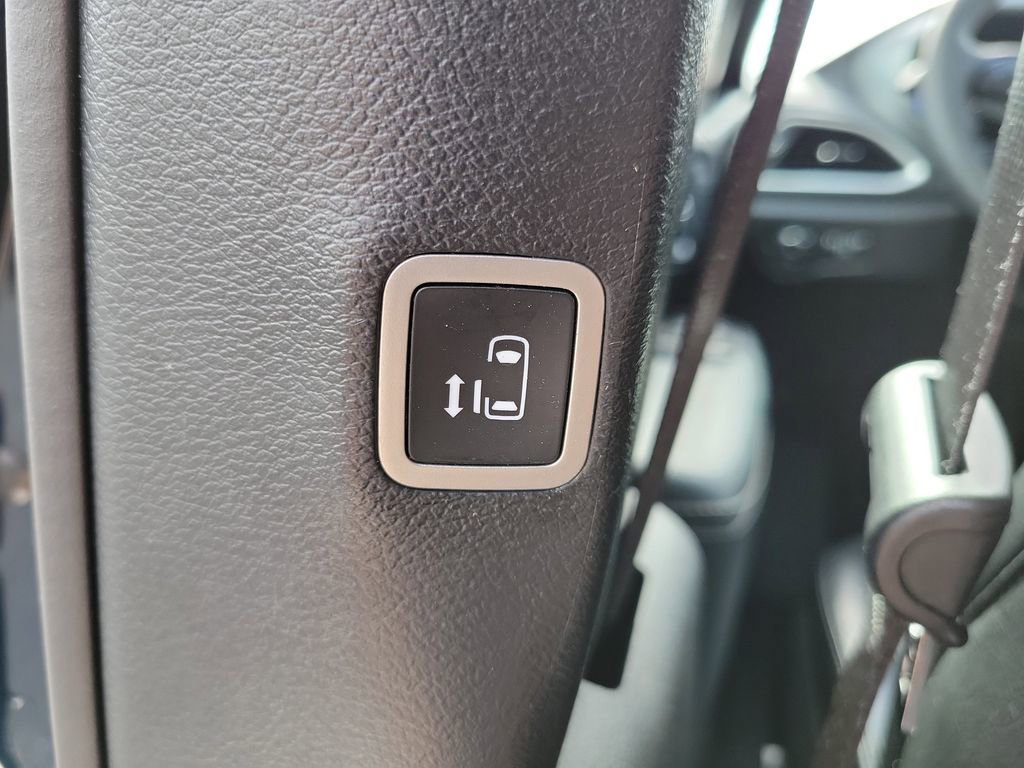 Used 2022 Chrysler Pacifica Touring-L w/ S Appearance Package image 20