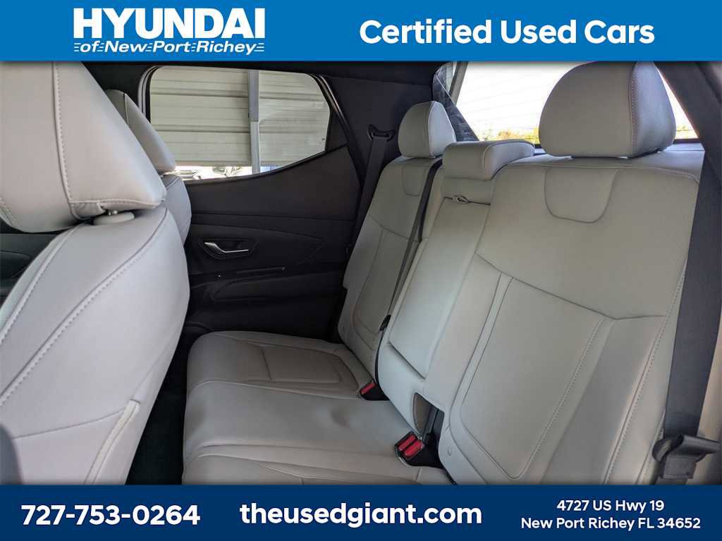 Used 2025 Hyundai Santa Cruz SEL image 13
