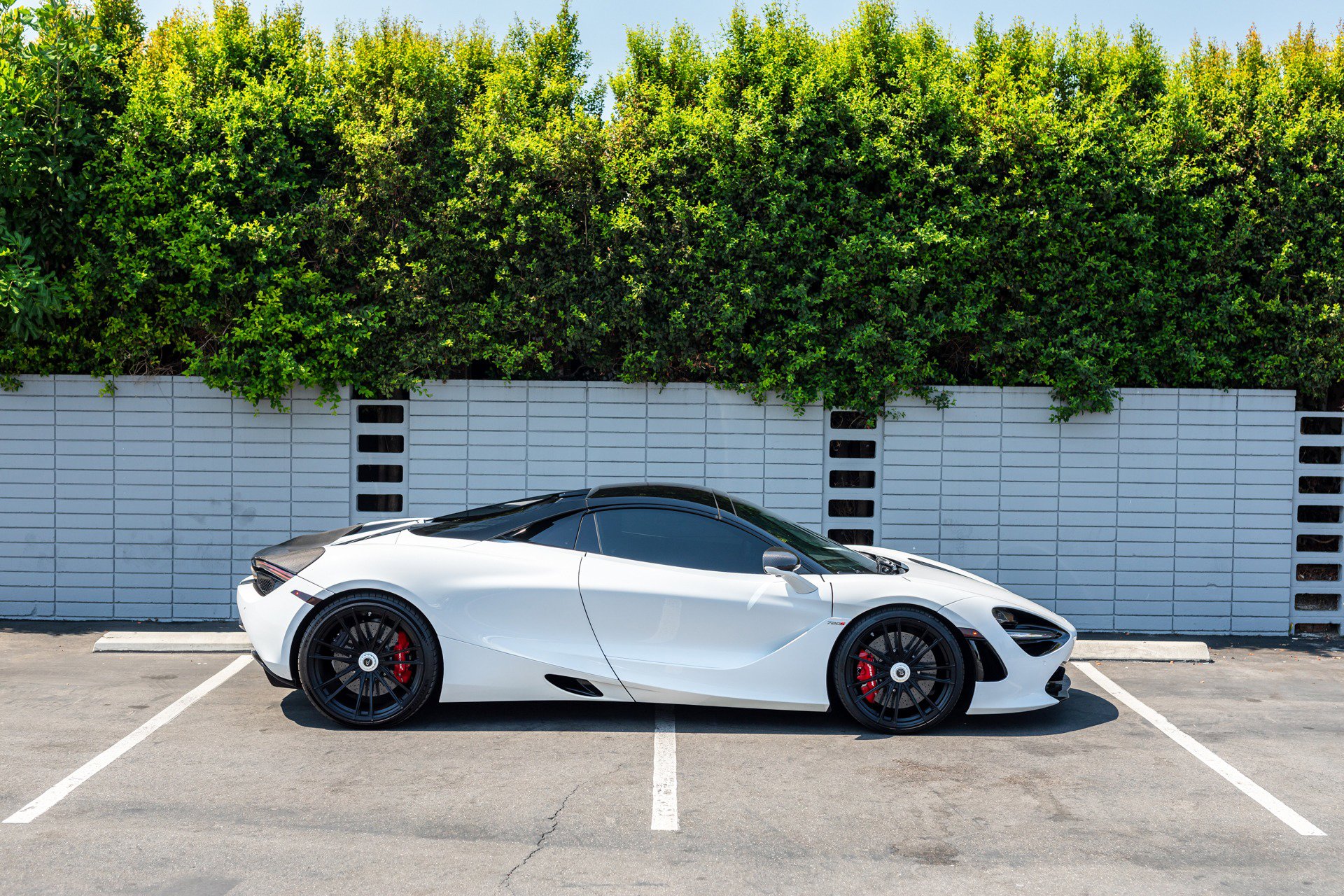 Used 2020 McLaren 720S Performance image 17