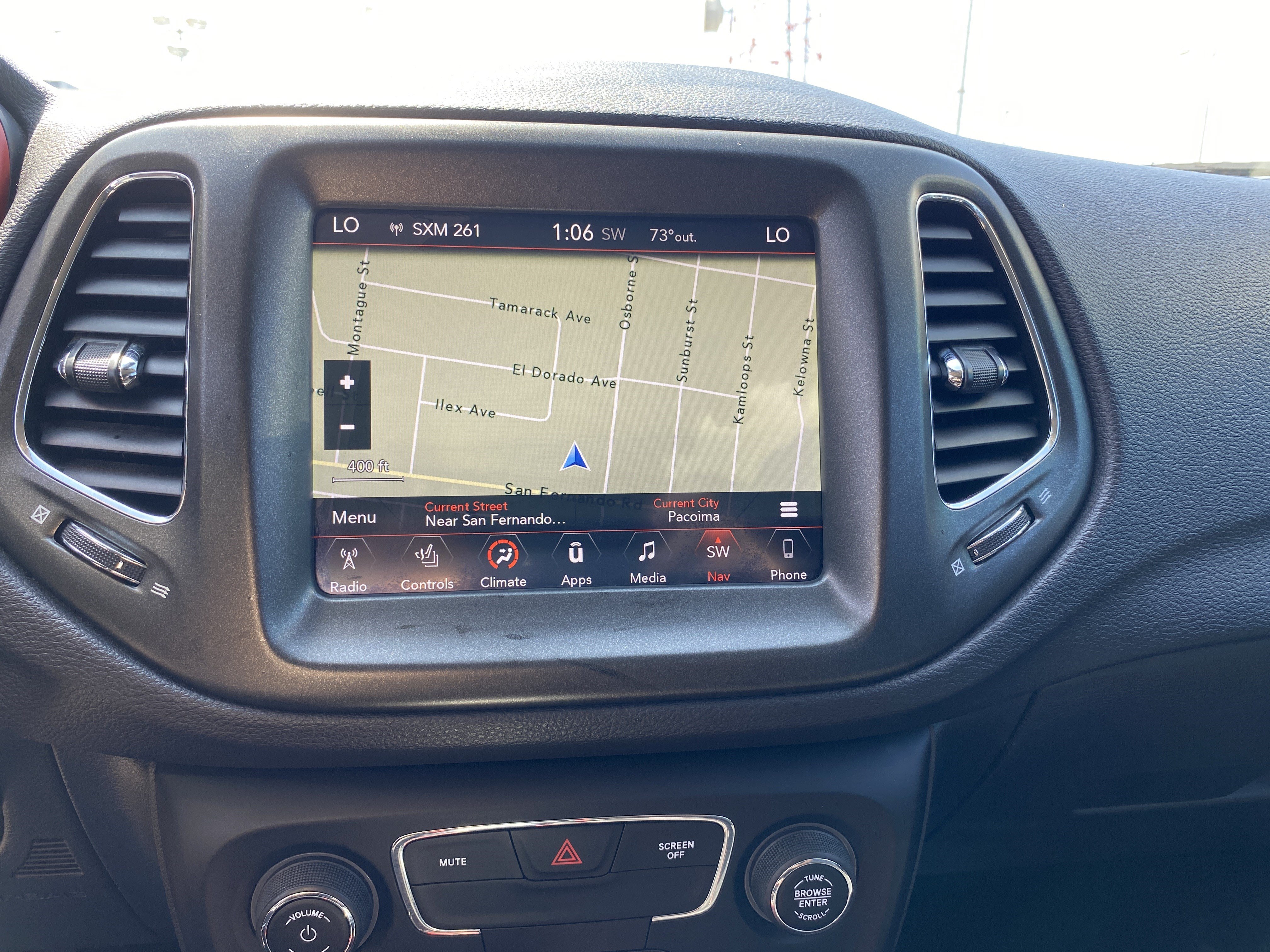 Used 2017 Jeep Compass Trailhawk w/ Leather Interior Group AWD/4WD image 17