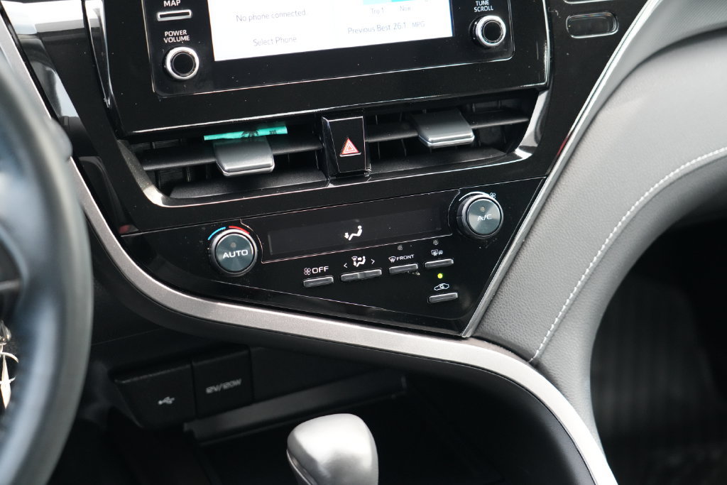 Used 2023 Toyota Camry SE FWD image 20
