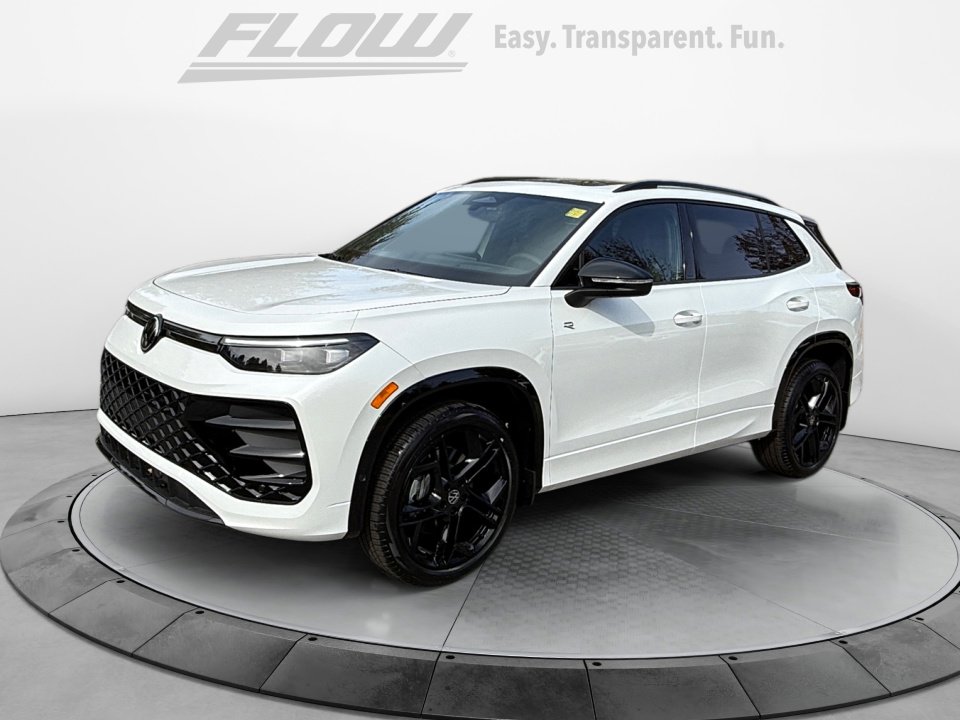 New 2026 Volkswagen Tiguan SE R-Line image 3