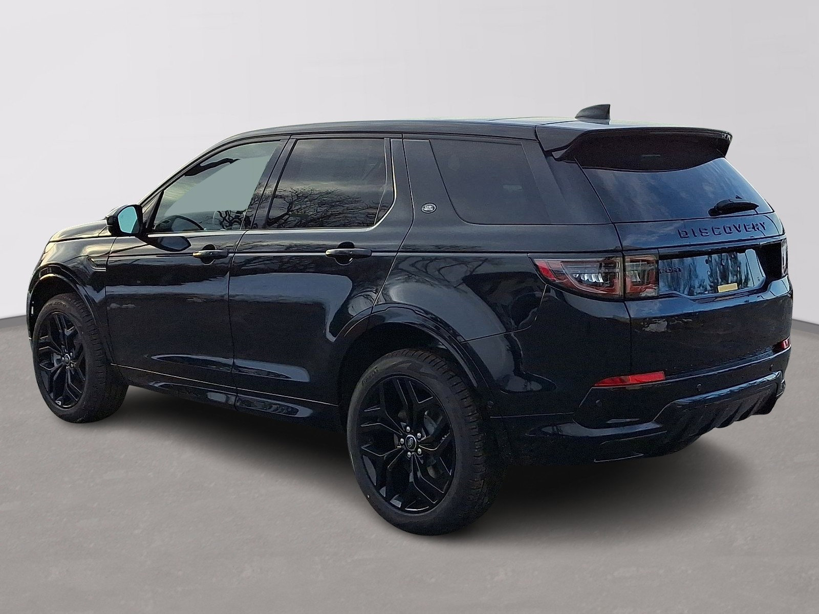 New 2026 Land Rover Discovery Sport Landmark image 4