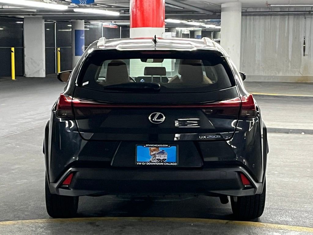 Used 2019 Lexus UX 250h w/ Premium Package image 32