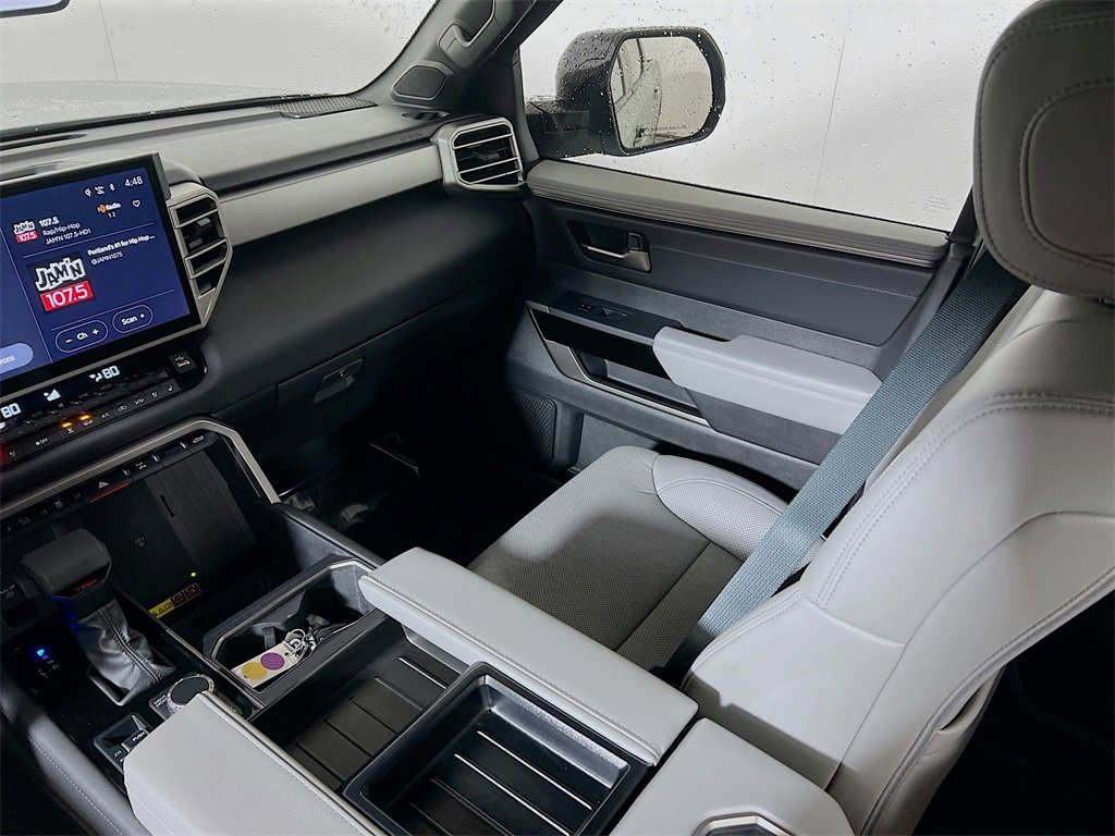 Used 2025 Toyota Tundra Limited image 21