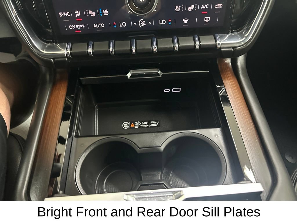 Used 2025 GMC Yukon XL Denali AWD/4WD image 52