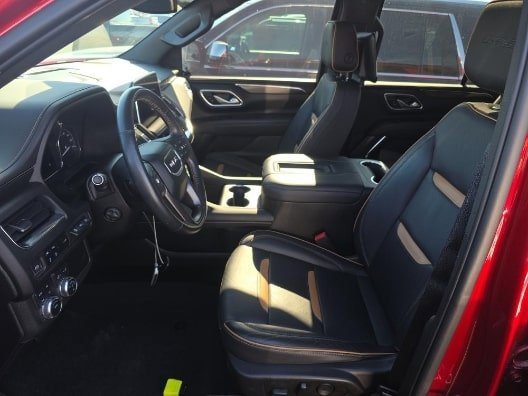 Used 2021 GMC Yukon AT4 w/ Rear Media and Nav Package image 9