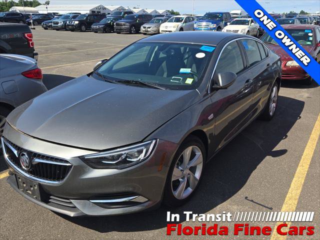 Used 2018 Buick Regal Preferred w/ Driver Confidence Package #1 FWD image 2