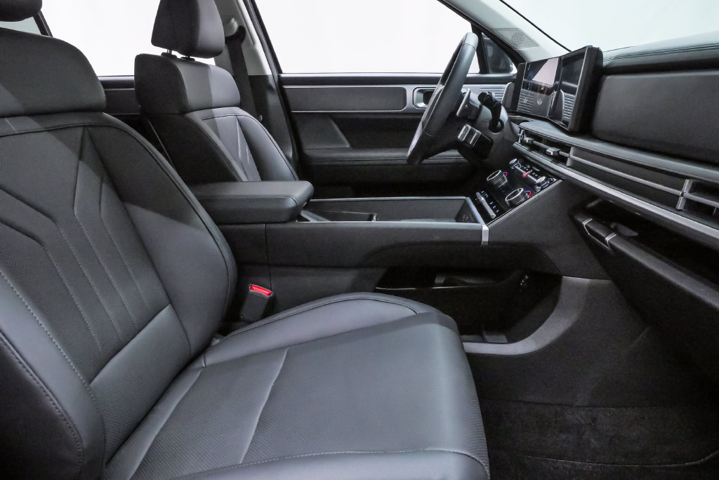 Certified 2026 Hyundai Santa Fe SEL FWD image 14