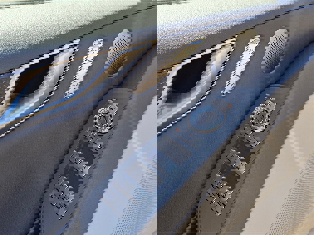 New 2025 Genesis G80 3.5T Sport Prestige image 22