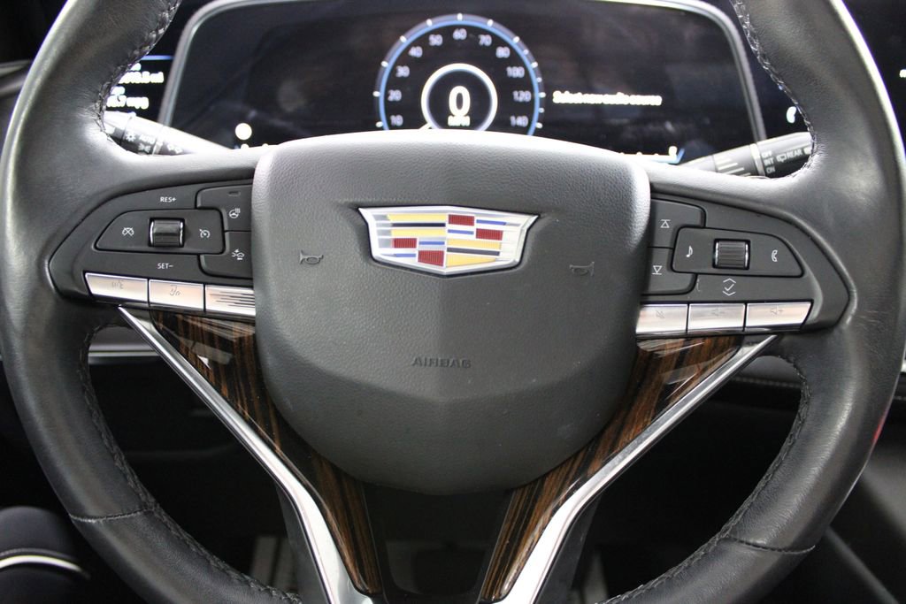 Used 2023 Cadillac Escalade Premium Luxury w/ LPO, Illumination Package image 26