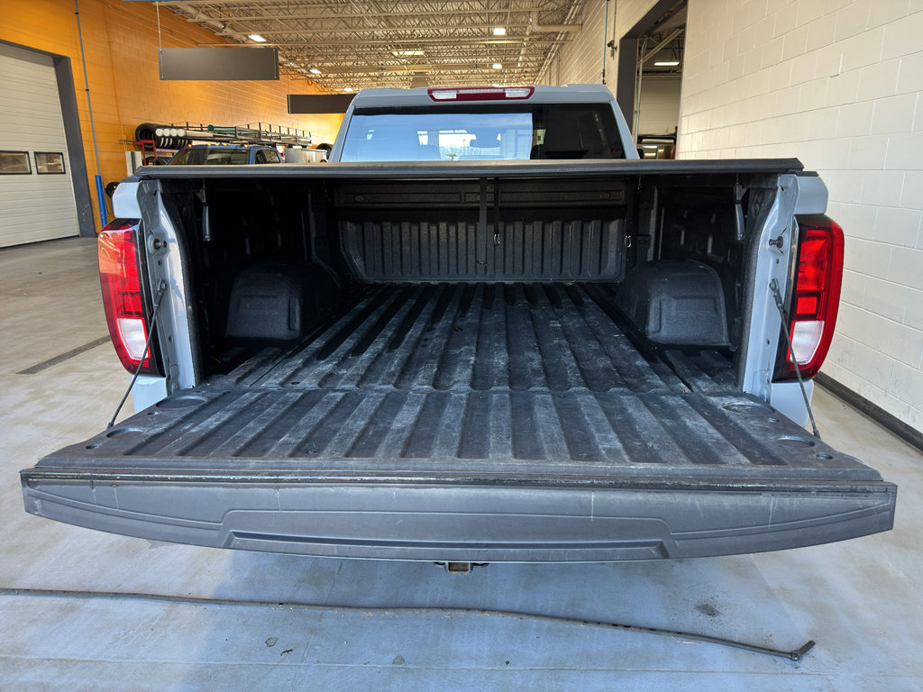 Used 2024 GMC Sierra 1500 Pro w/ Graphite Edition AWD/4WD image 21