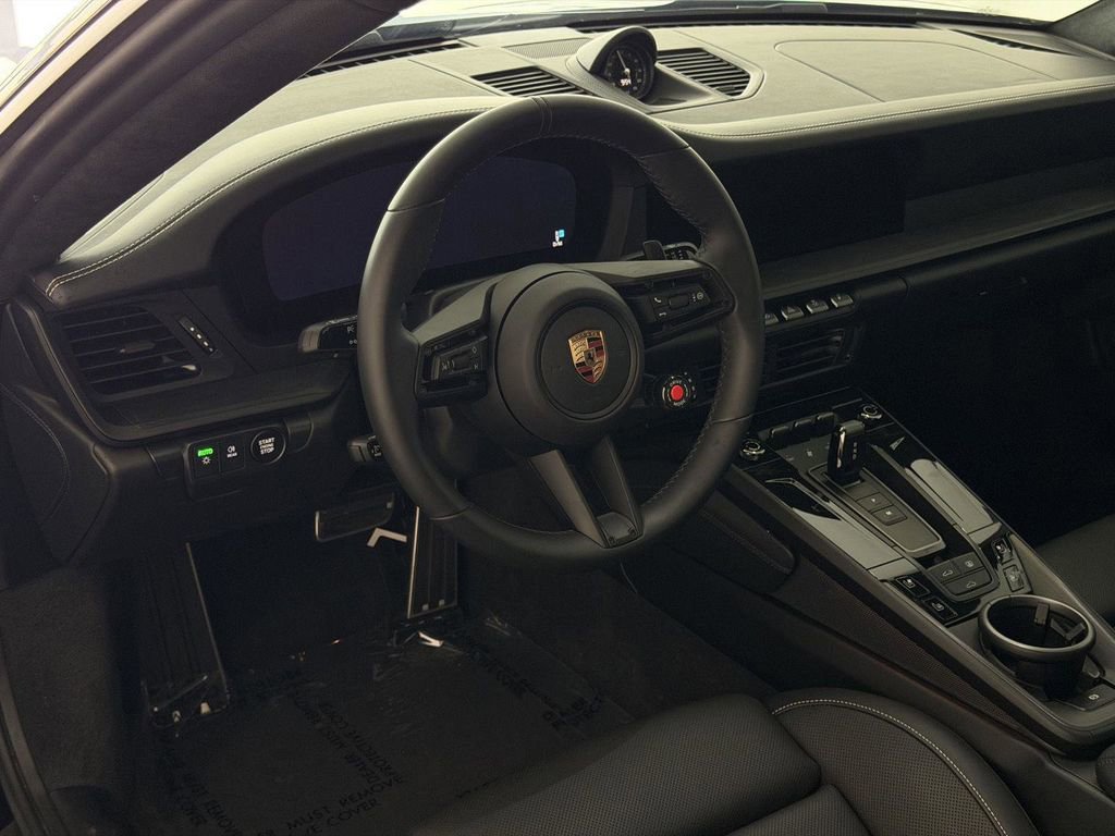 Used 2026 Porsche 911 Carrera GTS RWD image 19