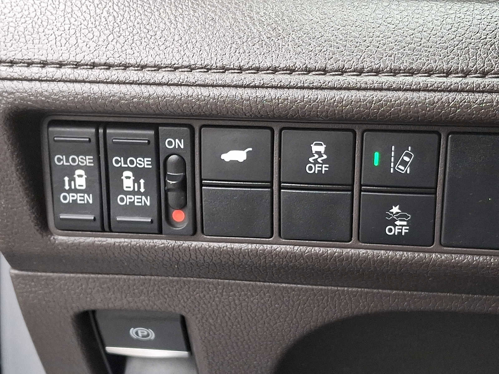 Used 2018 Honda Odyssey EX-L image 25